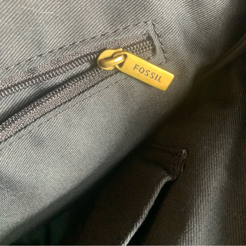 Fossil Black Emma Leather Tote Bag - Picture 8 of 8